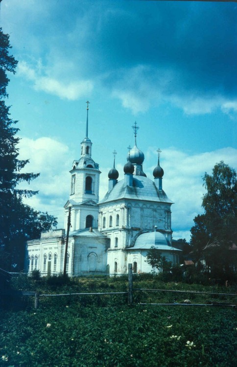 Спасское. Церковь Спаса Преображения. фасады, 1994