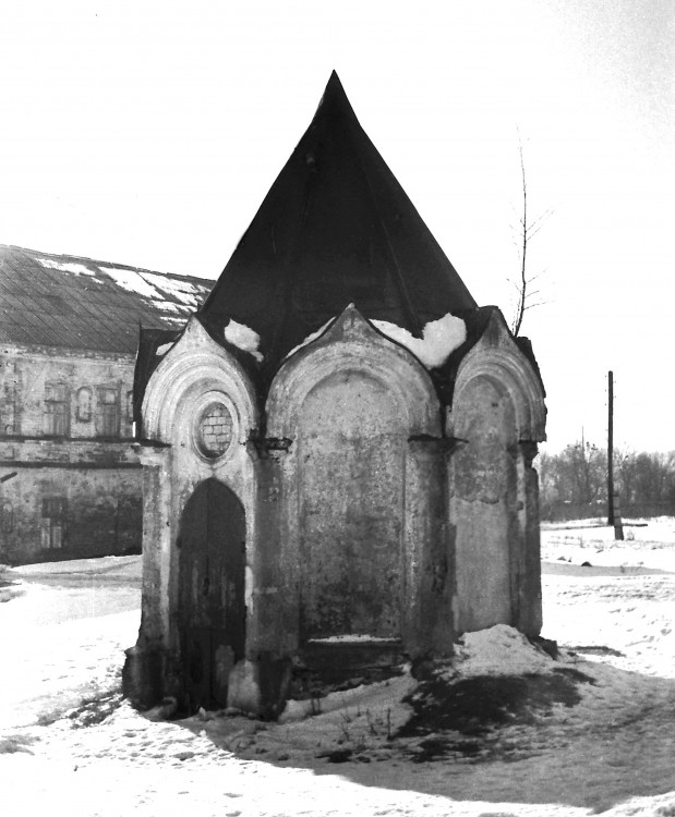 Часовня Космы и Дамиана, Черкутино (Собинский район, Владимирская область). фасады