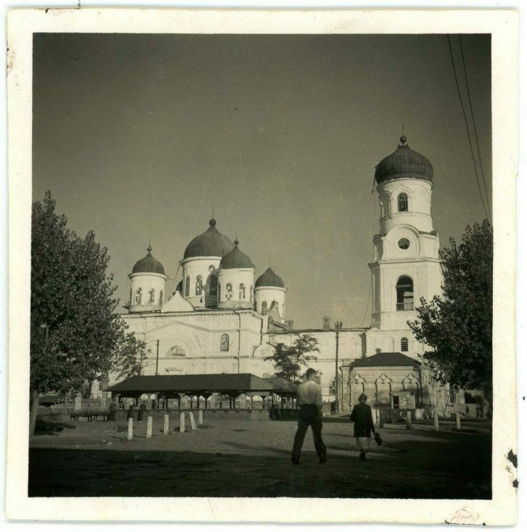 Днепр. Кафедральный собор Троицы Живоначальной. архивная фотография, Фото 1942 г. с аукциона e-bay.de