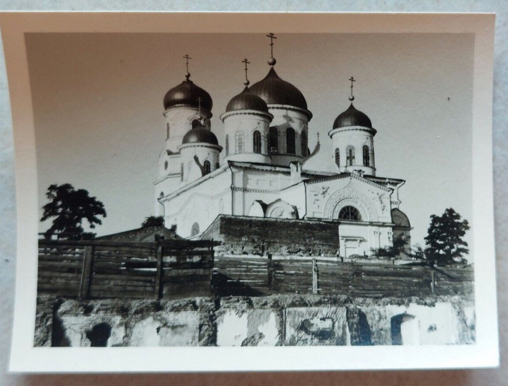 Кафедральный собор Троицы Живоначальной, Днепр (Днепровский район, Украина, Днепропетровская область). архивная фотография, Вид со стороны абсиды. Фото 1942 г. с аукциона e-bay.de