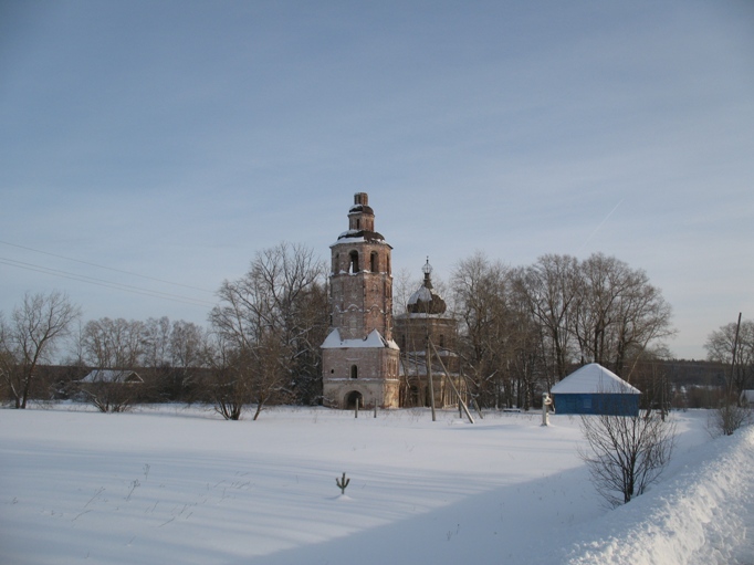 Церковь Спаса Нерукотворного Образа, Ошеть (Сунский район, Кировская область). общий вид в ландшафте