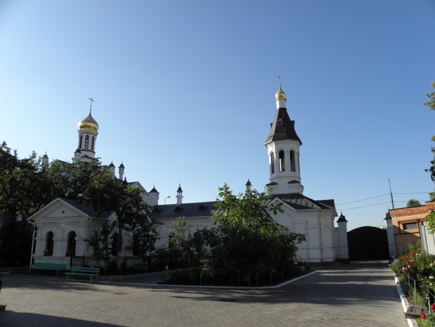 Гомельский Никольский мужской монастырь, Гомель (Гомель, город, Беларусь, Гомельская область). общий вид в ландшафте
