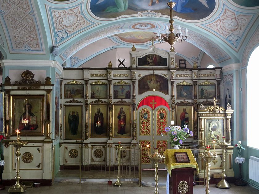 Церковь Тихвинской иконы Божией Матери в Среднем, Ступино (Ступинский городской округ, Московская область). интерьер и убранство