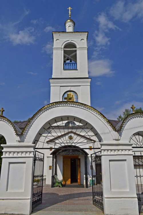 Ступино. Церковь Тихвинской иконы Божией Матери в Среднем. фасады