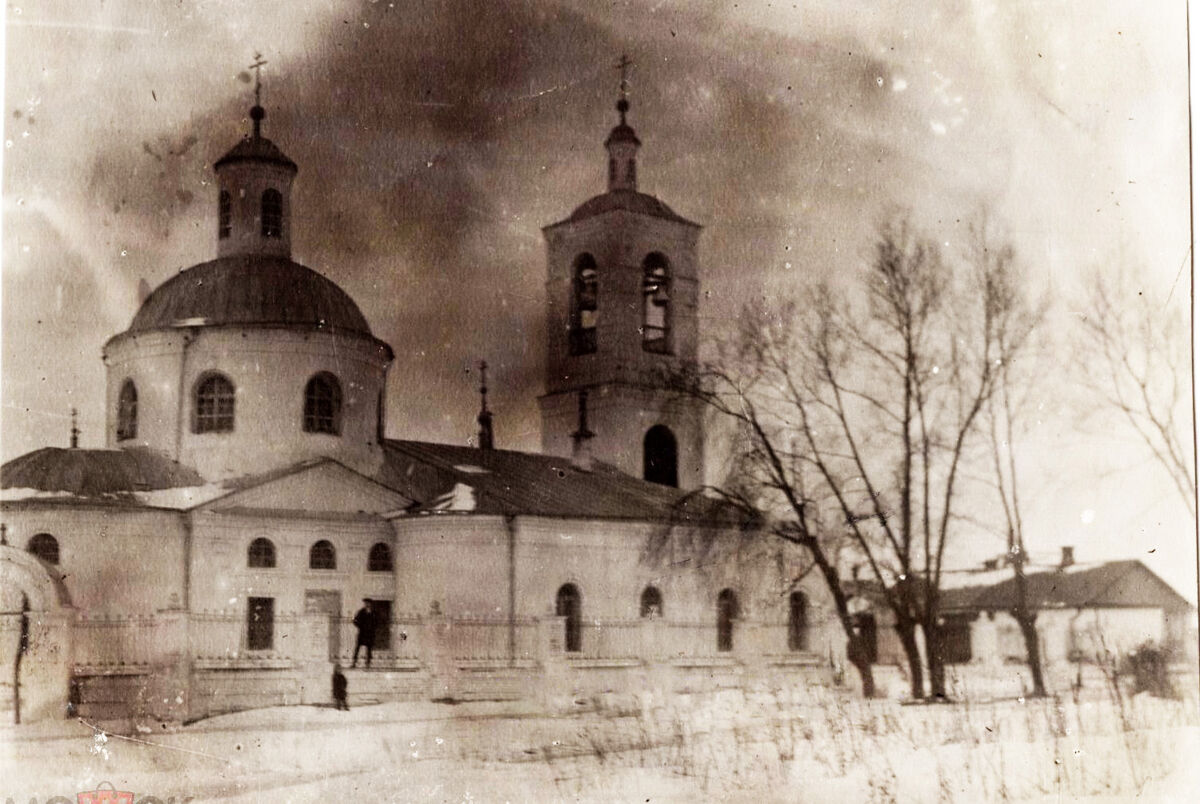 Церковь Тихвинской иконы Божией Матери в Среднем, Ступино (Ступинский городской округ, Московская область). архивная фотография, Фото 1930-х годов из приходского архива