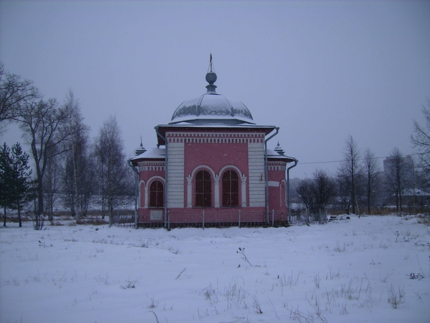 Вологда. Часовня Николая  Вологодского (Рынина). общий вид в ландшафте