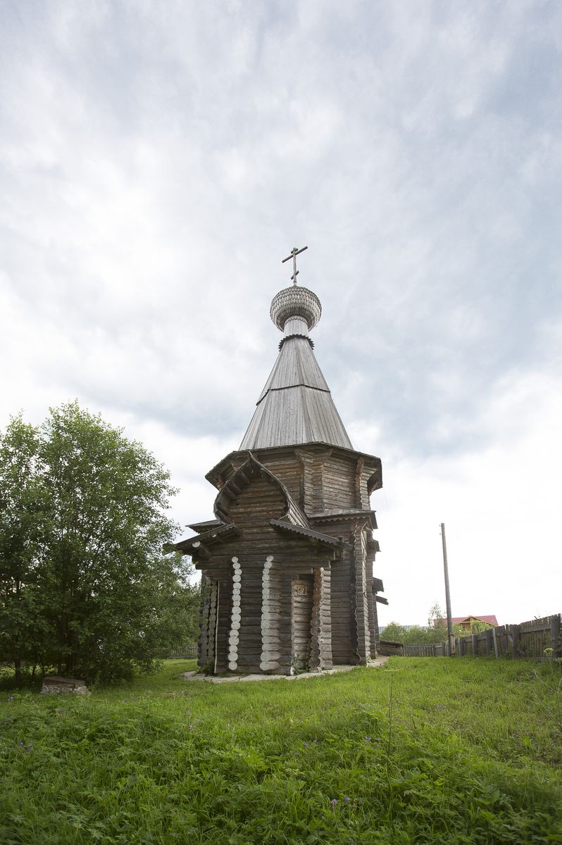 общий вид в ландшафте. Церковь Нила Сорского, Ферапонтово (Кирилловский район, Вологодская область)