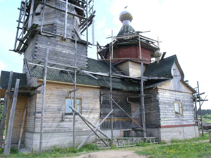 Церковь Иоанна Богослова, Песчивка (Опочецкий район, Псковская область). архитектурные детали