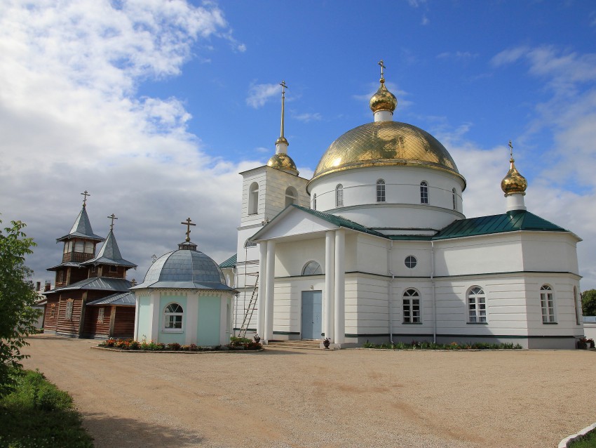 Остров. Симанский Спасо-Казанский монастырь. фасады