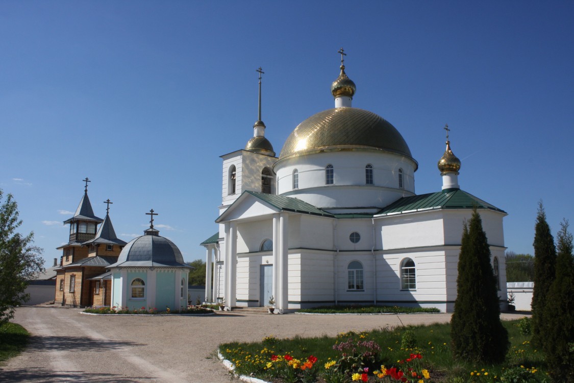 Остров. Симанский Спасо-Казанский монастырь. фасады