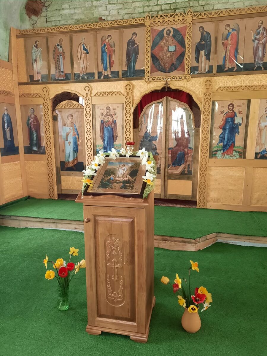 Церковь Петра и Павла, Новинка (Стерженский погост) (Осташковский городской округ, Тверская область). интерьер и убранство, Новый иконостас