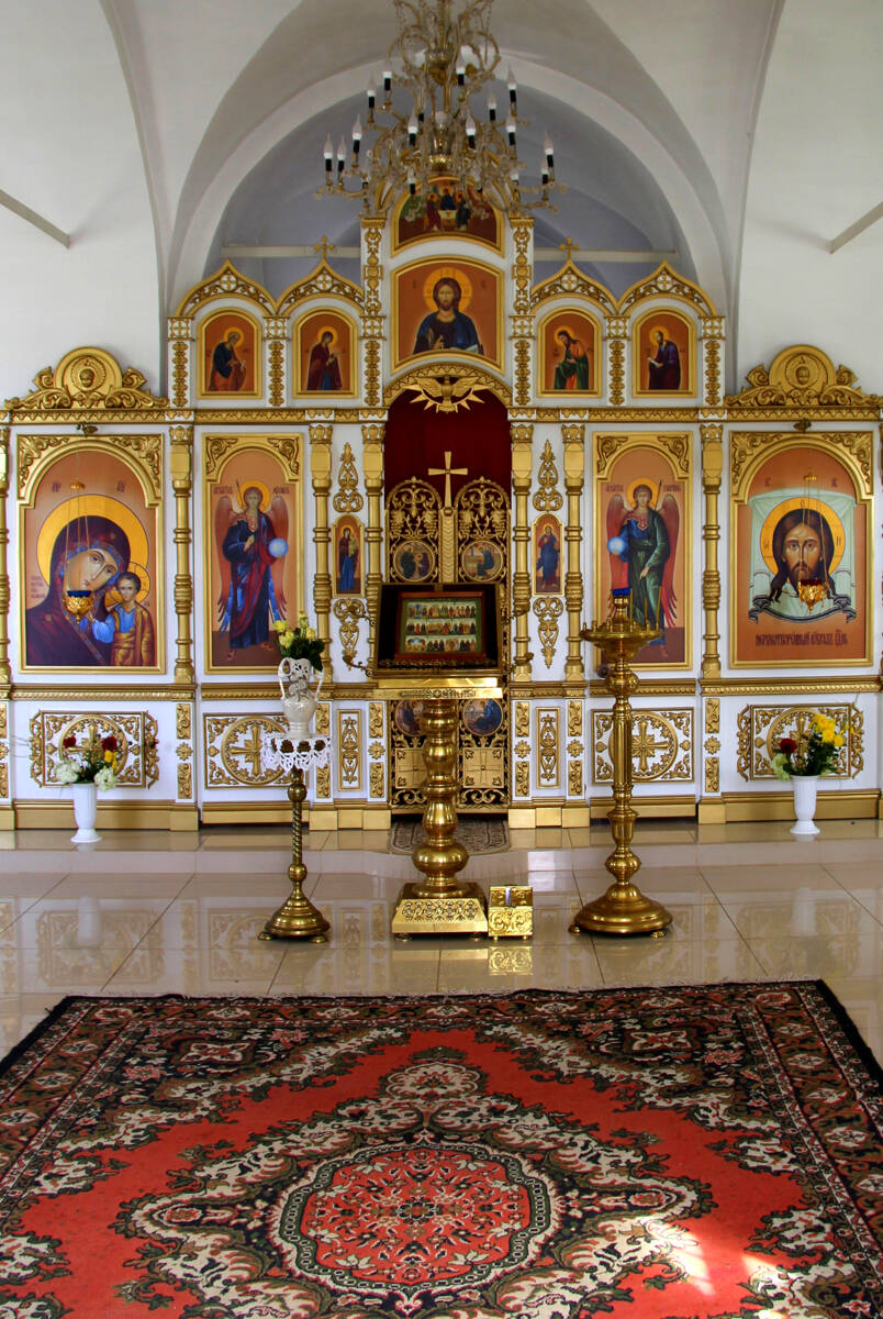 Церковь Казанской иконы Божией Матери, Залучье (Осташковский городской округ, Тверская область). интерьер и убранство, Иконостас