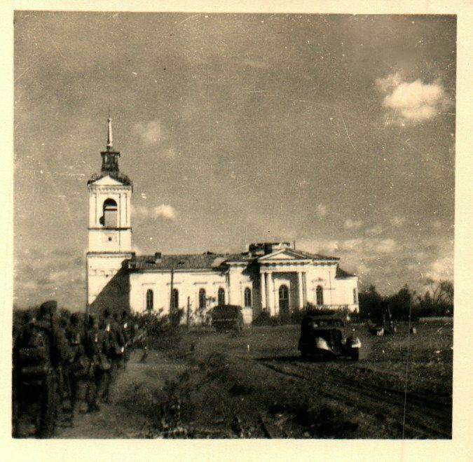 Церковь Троицы Живоначальной, Менюша (Шимский район, Новгородская область). архивная фотография, Фото 1941 г. с аукциона e-bay.de