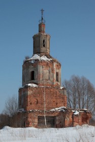Лосьмино. Церковь Преображения Господня