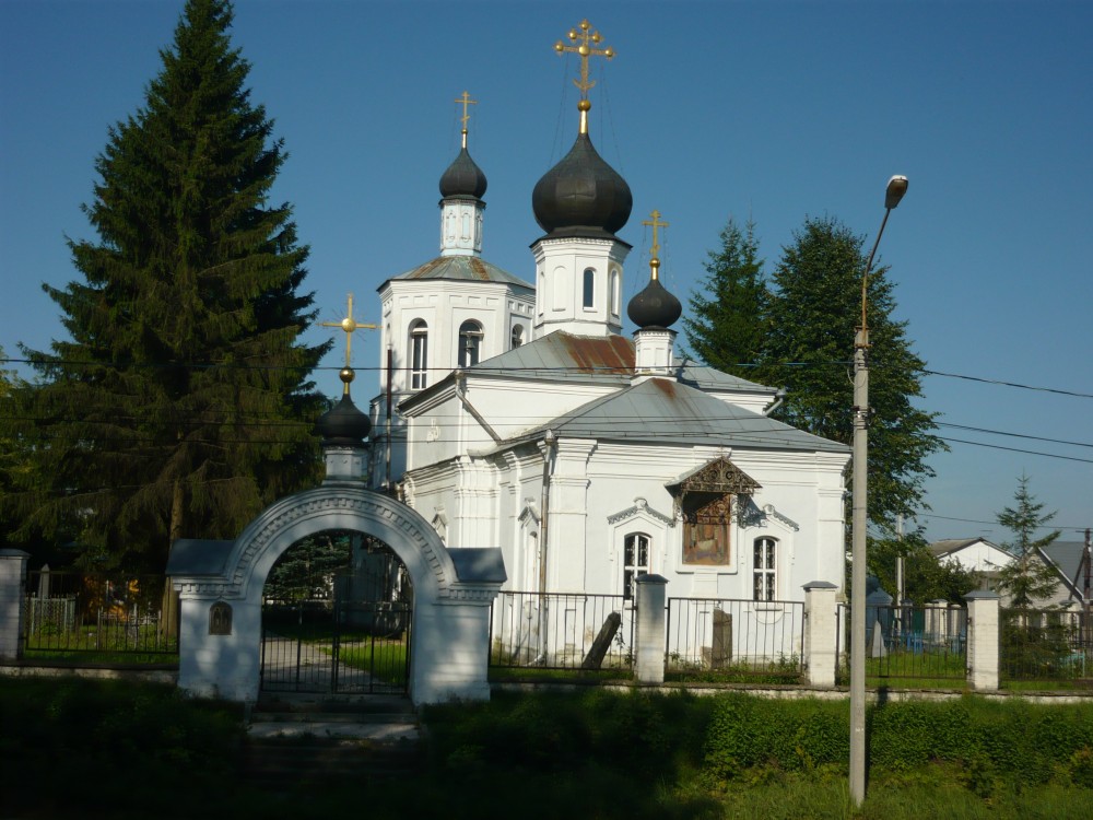 Печерск. Церковь Антония и Феодосия Печерских. фасады