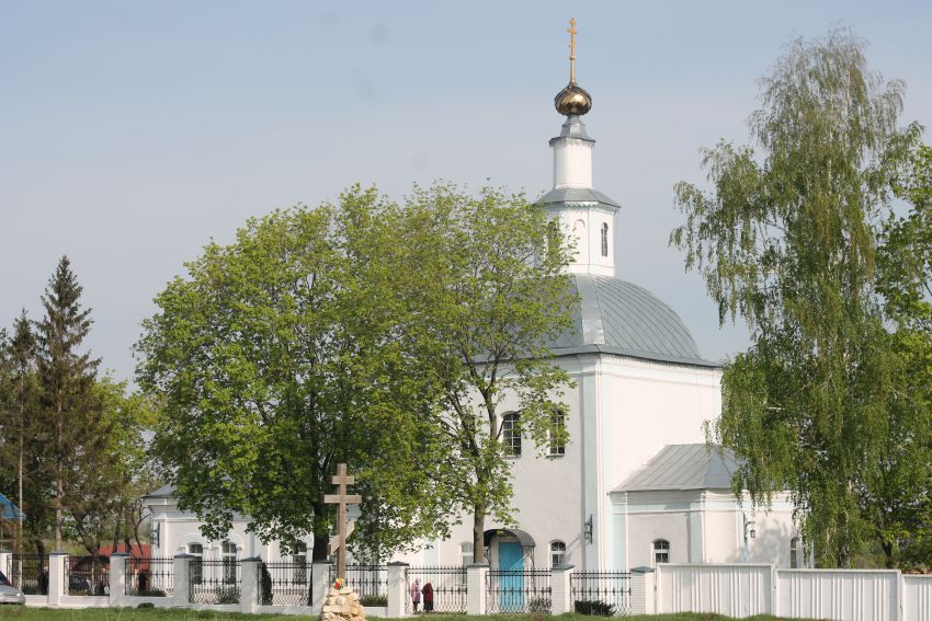 Себино. Церковь Успения Пресвятой Богородицы. фасады