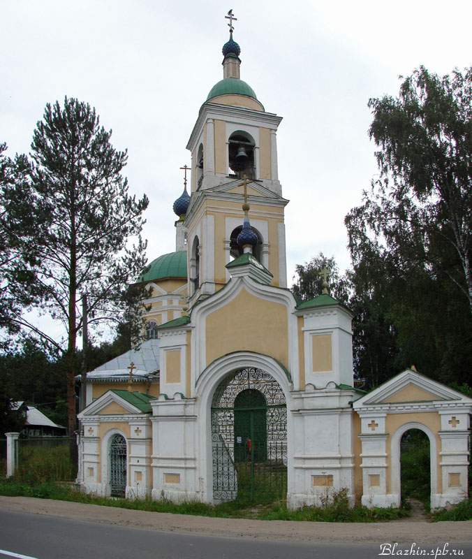 Церковь Покрова Пресвятой Богородицы, Покров (Рыбинский район, Ярославская область). фасады