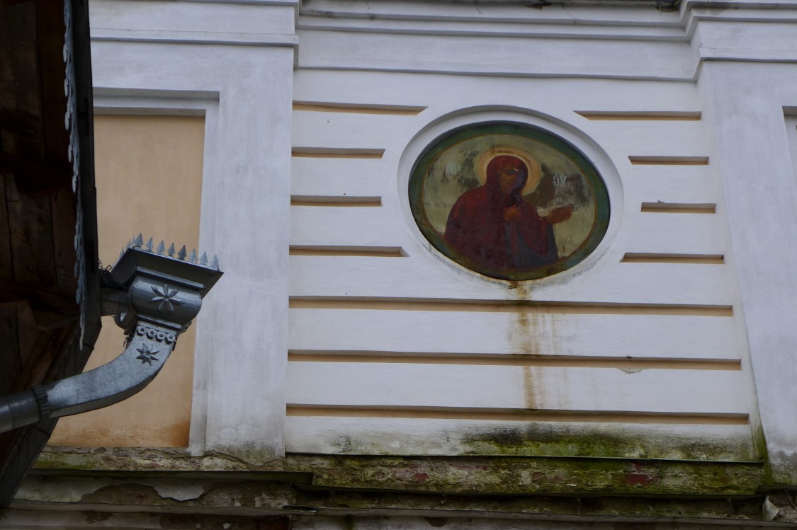 Церковь Покрова Пресвятой Богородицы, Покров (Рыбинский район, Ярославская область). архитектурные детали, Вид с юга