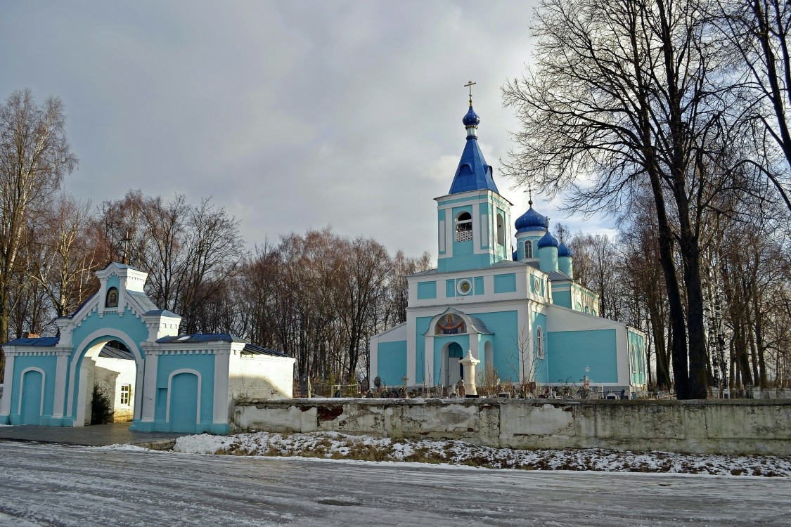 Демидов. Церковь Покрова Пресвятой Богородицы. фасады