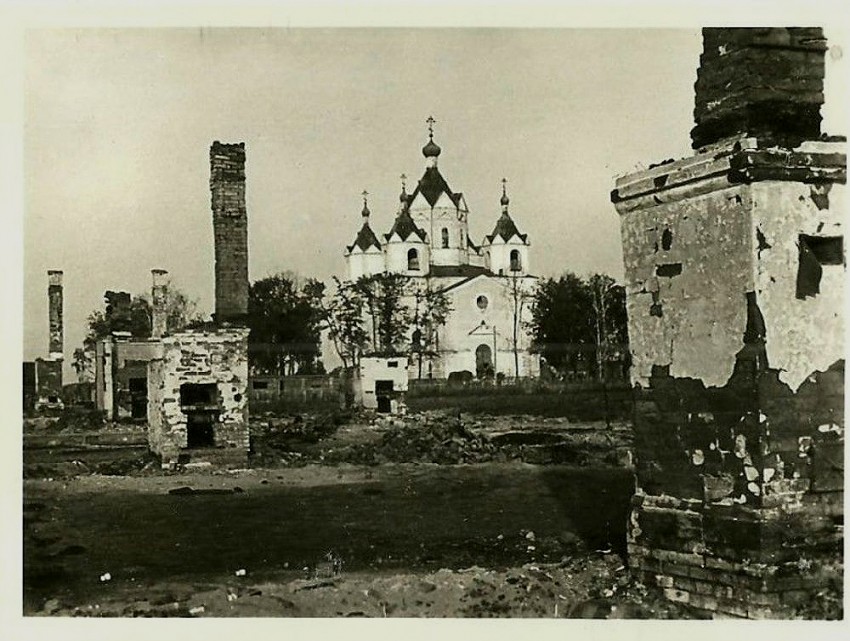 Демидов. Церковь Успения Пресвятой Богородицы. архивная фотография, с сайта http://smolbattle.ru