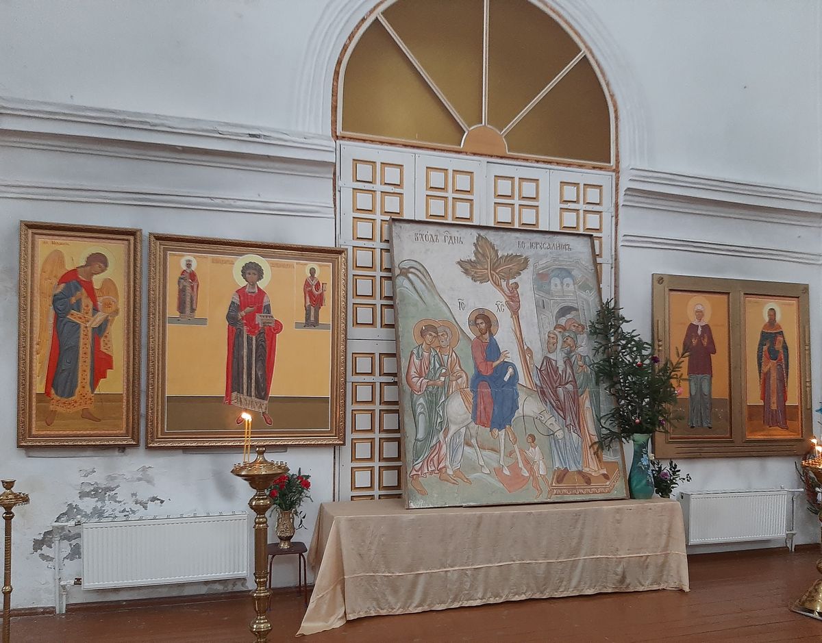 интерьер и убранство. Церковь Успения Пресвятой Богородицы, Демидов (Демидовский район, Смоленская область)