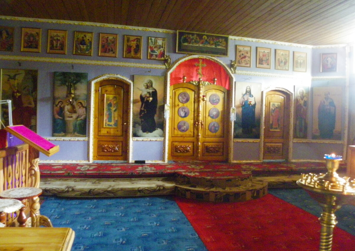 Церковь Воздвижения Креста Господня, Пикалево (Бокситогорский район, Ленинградская область). интерьер и убранство
