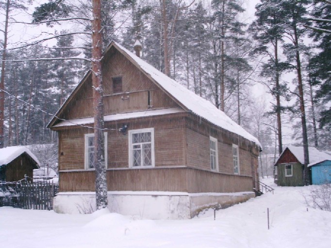 Церковь Николая Чудотворца, Стеклянный (Всеволожский район, Ленинградская область). общий вид в ландшафте