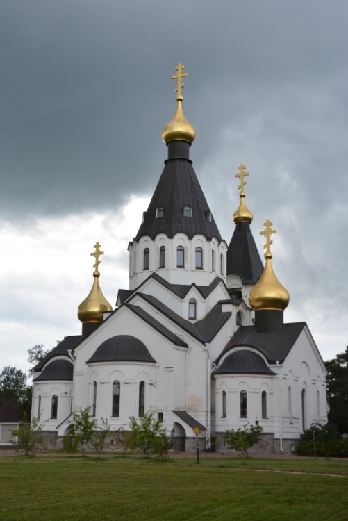 Усть-Луга. Собор Троицы Живоначальной. фасады