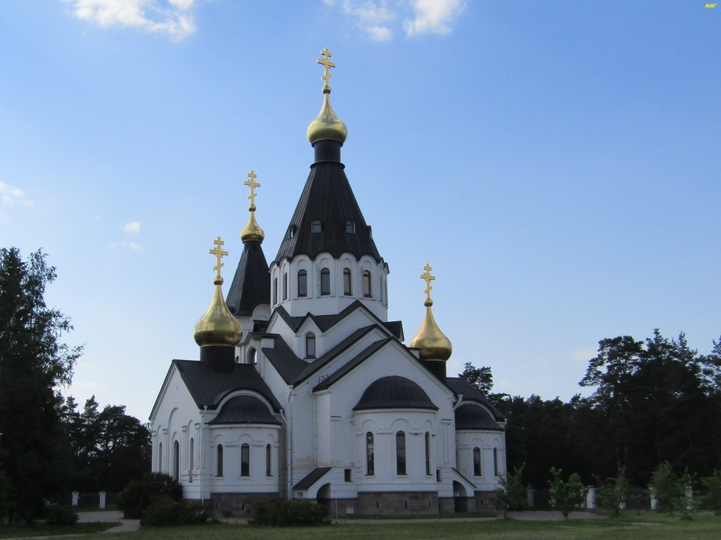 Усть-Луга. Собор Троицы Живоначальной. фасады