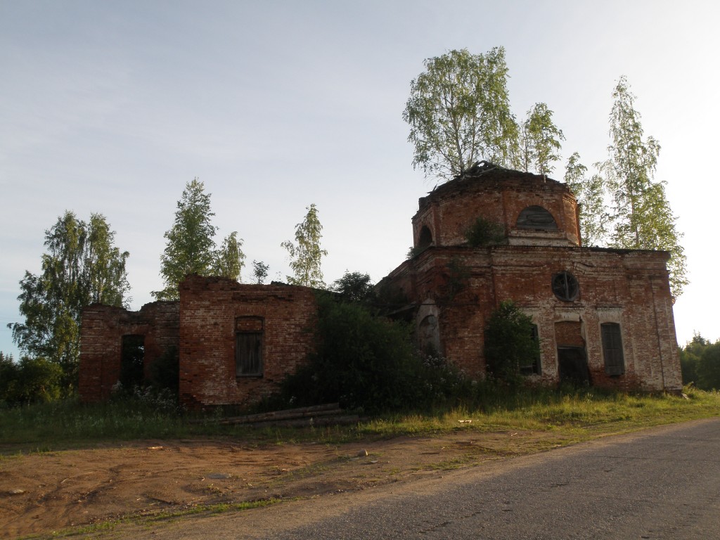 Церковь Успения Пресвятой Богородицы, Велилы (Марёвский район, Новгородская область). фасады
