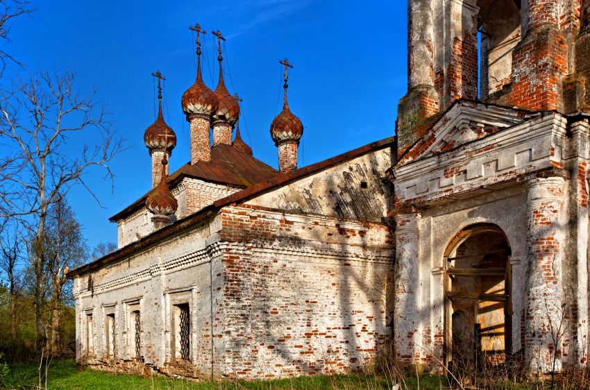 Церковь Троицы Живоначальной, Красное Сумароково (Нерехтский район, Костромская область). архитектурные детали