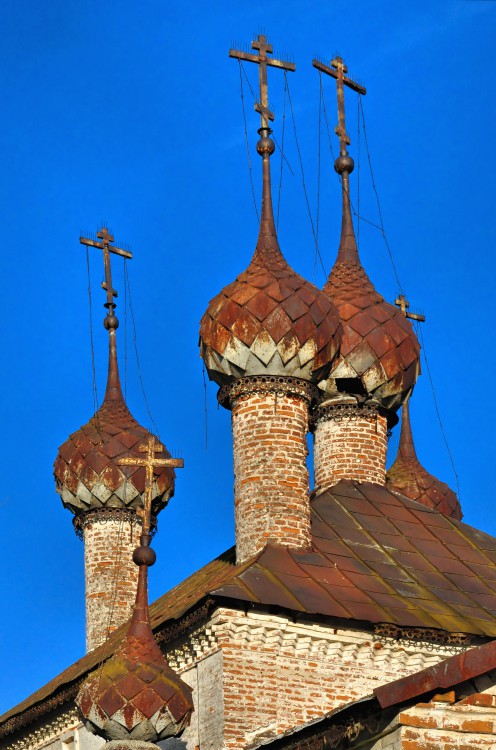 Красное-Сумароковых. Церковь Троицы Живоначальной. архитектурные детали