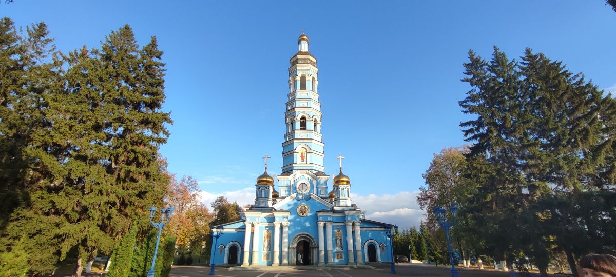 Уфа. Кафедральный собор Рождества Пресвятой Богородицы. фасады