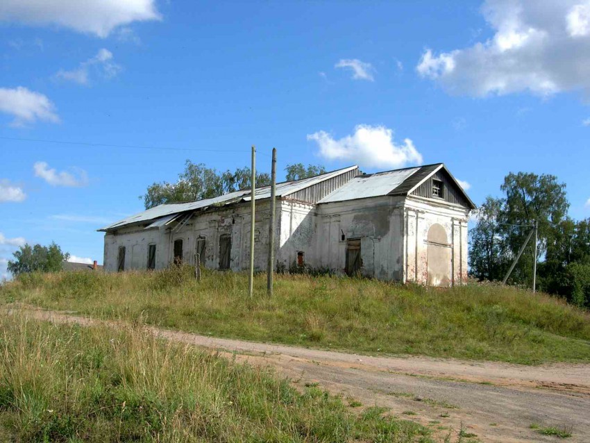 Воскресенское (Югское сельское поселение). Церковь Воскресения Христова. фасады