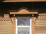 Домовая церковь Николая Чудотворца в здании Лоцманского собрания, Резной деревянный декор южного фасада<br>, Лебяжье, Ломоносовский район, Ленинградская область