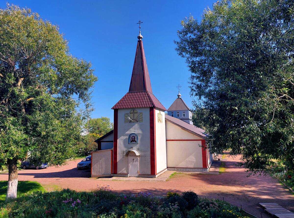 Церковь Иоанна Богослова, Аннино (Ломоносовский район, Ленинградская область). общий вид в ландшафте