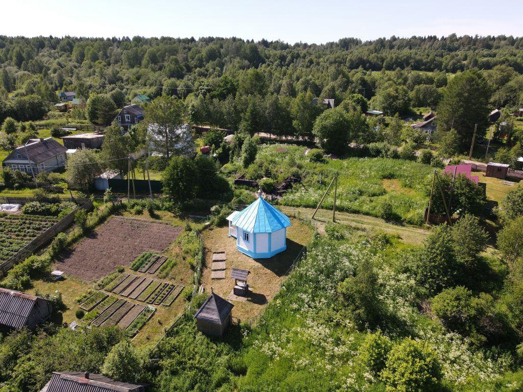 Люговичи. Часовня иконы Божией Матери 