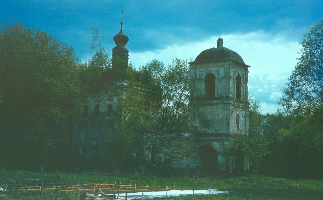 Жёрновка. Церковь Спаса Преображения. фасады