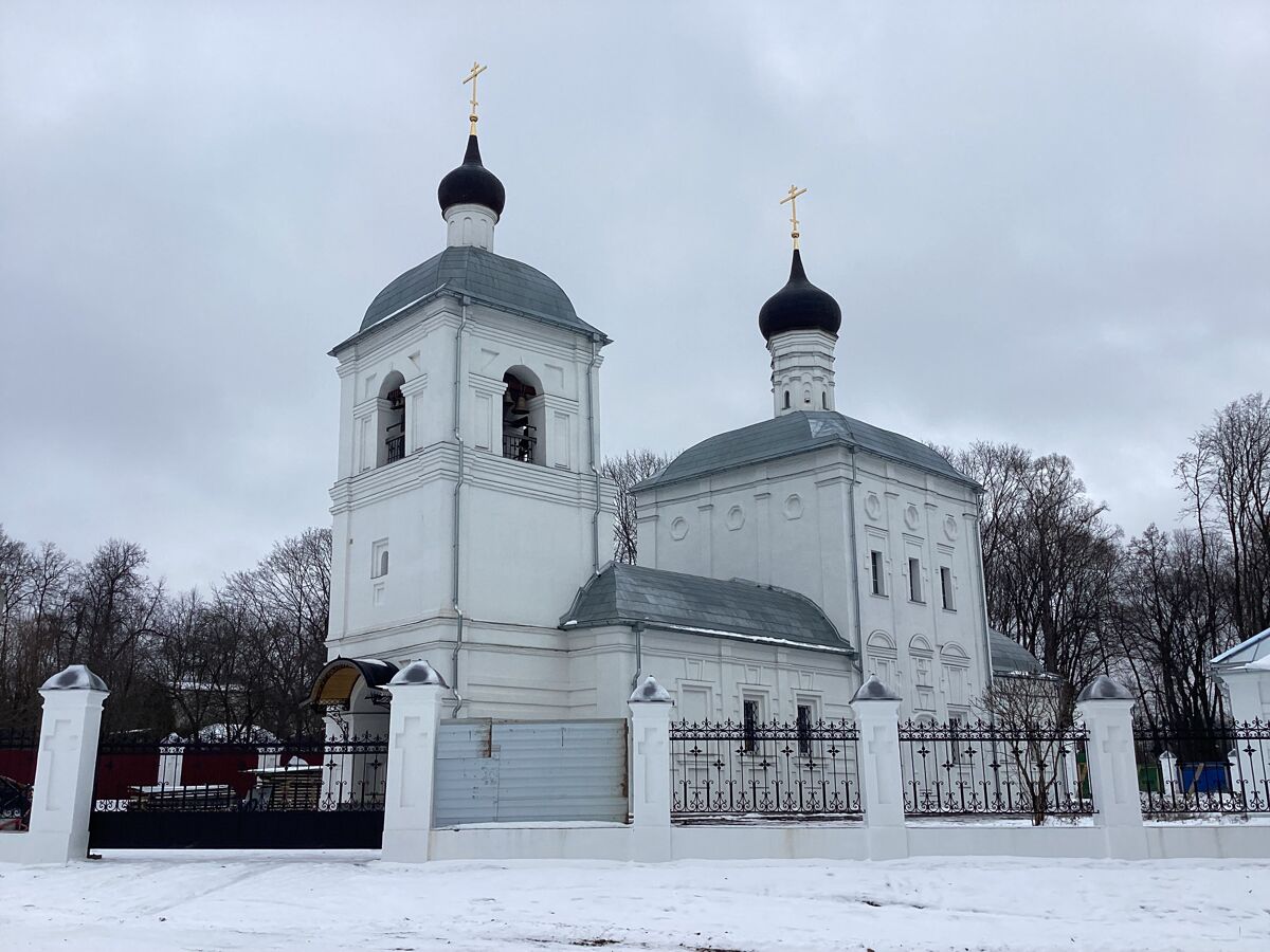 Церковь Преображения Господня, Жёрновка (Серпуховский городской округ и гг. Протвино, Пущино, Московская область). фасады, Вид с юго-запада