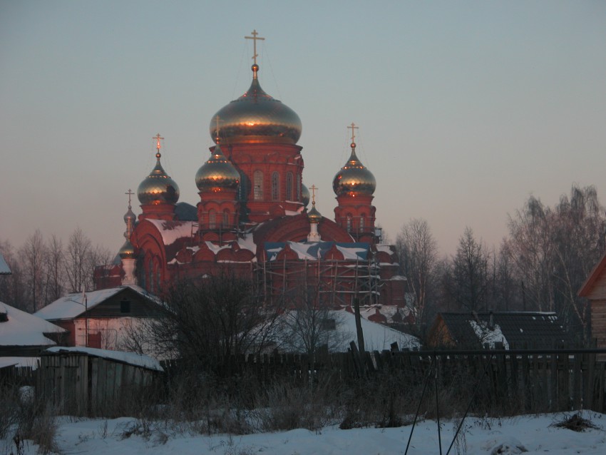 Храм Святой Троицы зимой Пермь