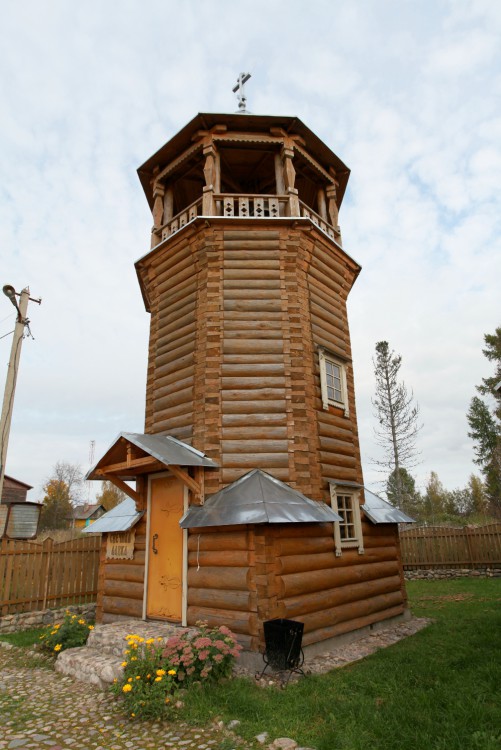 Церковь Боголюбской иконы Божией Матери, Люговичи (Лодейнопольский район, Ленинградская область). фасады