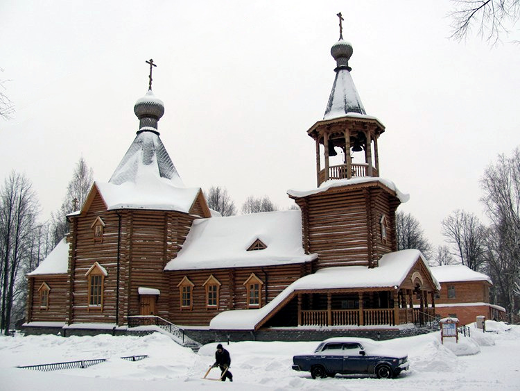 Шарья. Церковь Николая Чудотворца. общий вид в ландшафте