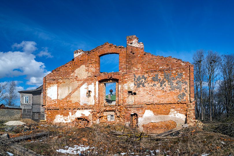 Курковицы. Пятогорский монастырь. дополнительная информация, Руины келейного корпуса