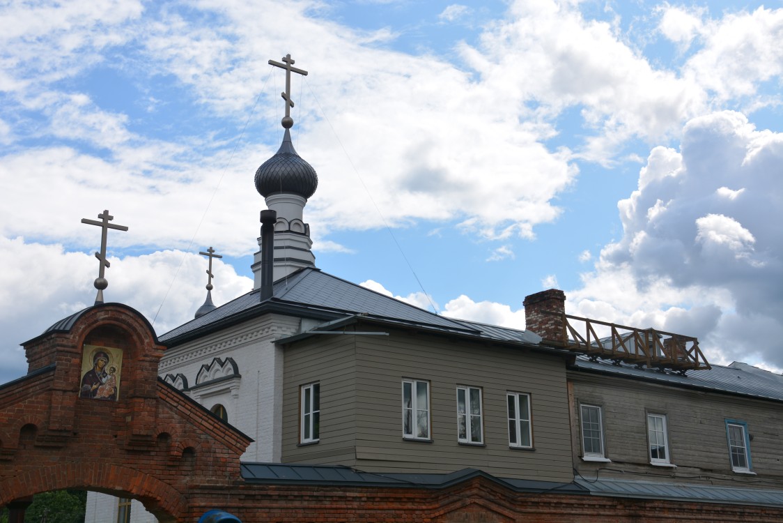 Пятогорский монастырь, Курковицы (Волосовский район, Ленинградская область). фасады