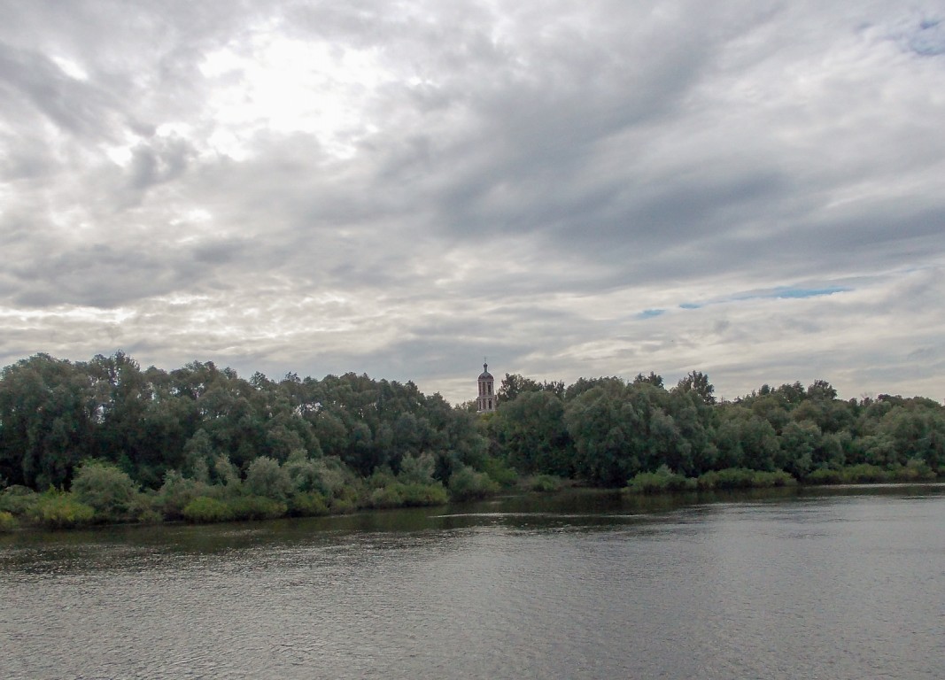 Тырново. Церковь Покрова Пресвятой Богородицы. фасады, Вид с Оки на сохранившуюся колокольню