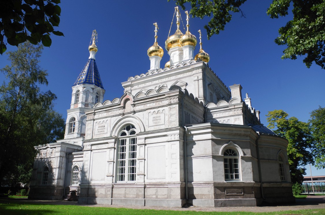 Церковь Николая Чудотворца, Вентспилс (Вентспилсский край и г. Вентспилс, Латвия). фасады, Алтарная часть собора.