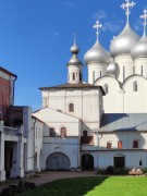 Вологда. Воздвижения Креста Господня на Архиерейском двору, надвратная церковь