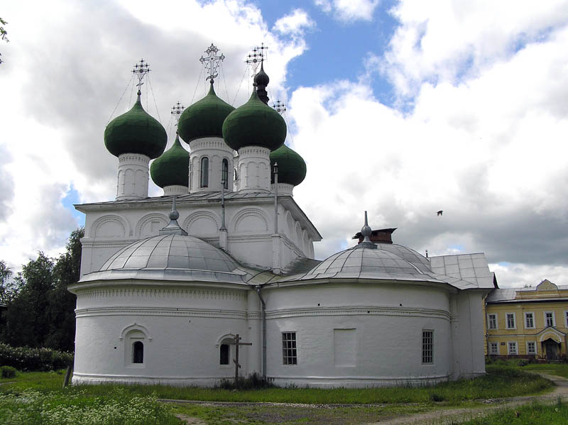 Горний Успенский женский монастырь.  Церковь Успения Пресвятой Богородицы, Вологда (Вологда, город, Вологодская область). общий вид в ландшафте