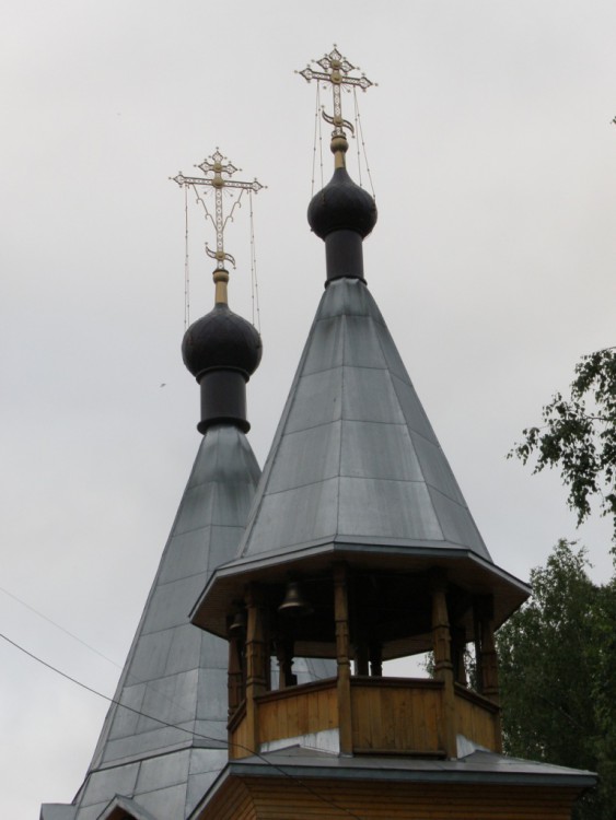 Вологда. Церковь Сергия Радонежского. архитектурные детали, Купола храма