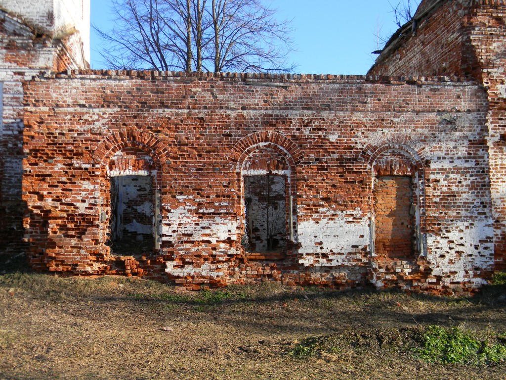 Хозниково. Церковь Николая Чудотворца. фасады, стена трапезной